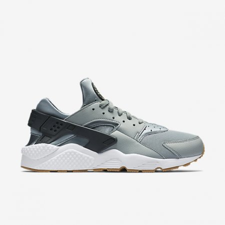 NIKE AIR HUARACHE SHOES