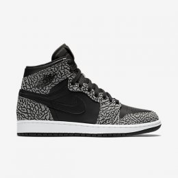 AIR JORDAN 1 RETRO HIGH Shoes