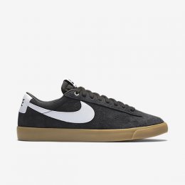 NIKE SB BLAZER LOW GT Black/Metallic Gold/White
