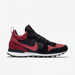 NIKE INTERNATIONALIST MID