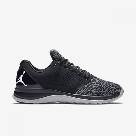JORDAN TRAINER ST SHOES