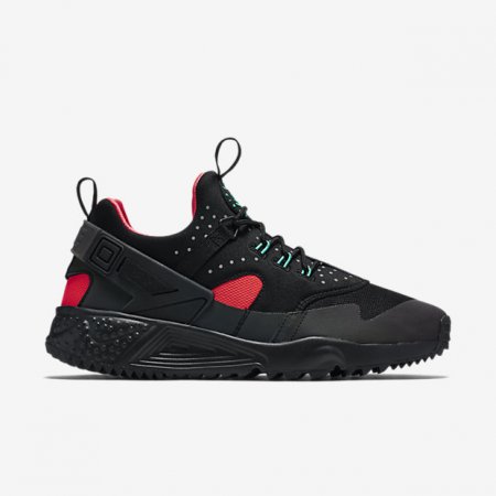 NIKE AIR HUARACHE UTILITY SNEAKERS