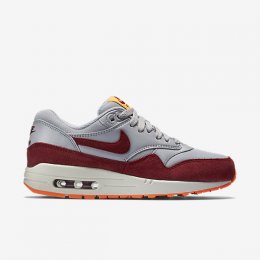NIKE AIR MAX 1 ESSENTIAL Wolf Grey/Total Orange/Summit White/Team