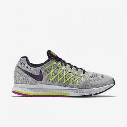 NIKE AIR ZOOM PEGASUS 32 RUNNING SHOES