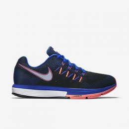 Nike Air Zoom Vomero 10 Sneakers