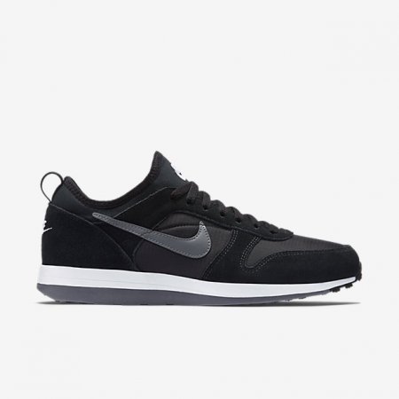 Nike Archive 75 Shoes