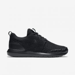 NIKE ROSHE NM FLYKNIT SE
