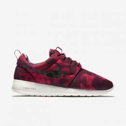 NIKE ROSHE ONE PRINT Deep Garnet/Gym Red/Very Berry/Black