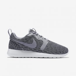 Nike Roshe One Knit Jacquard Sneakers