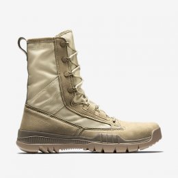 NIKE SFB FIELD 8 Inch Sneakers