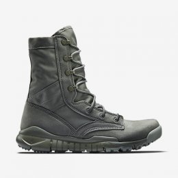 Nike Special Field Sneakers