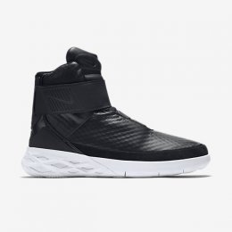 Nike Swoosh HNTR Shoes