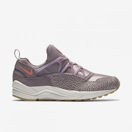 NIKE AIR HUARACHE LIGHT Plum Fog/Bleached Lilac/Purple Smoke/Bright Mango