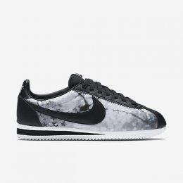 NIKE CLASSIC CORTEZ CHERRY BLOSSOM Wolf Grey/White/Black