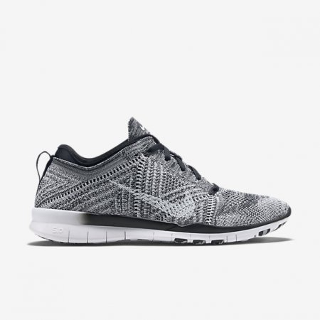 Nike Free TR 5 Flyknit Black/Wolf Grey/White