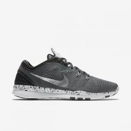 NIKE FREE TR 5 PRINT Black/White/Cool Grey/Metallic Silver