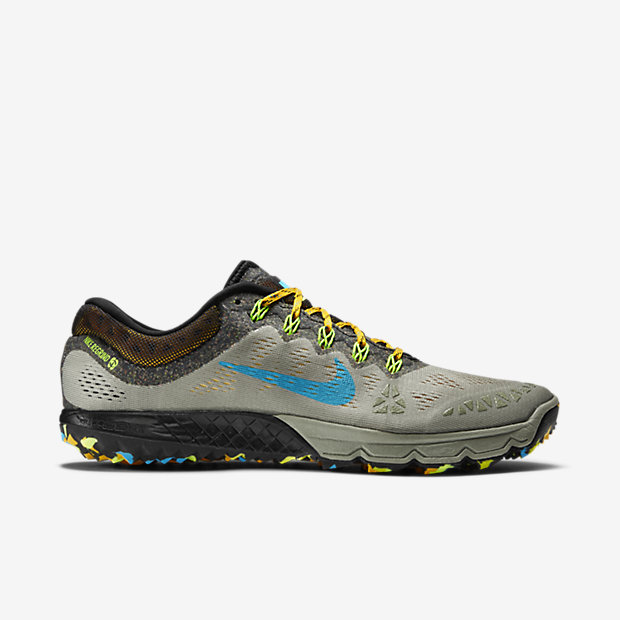 nike terra kiger 2