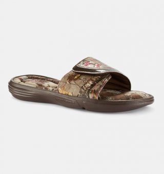 Latest Under Armour Ignite VII - Camo. This Under Armour Ignite VII - Camo 1252542 200 is very popular with youngsters. 50% Save on on selected Under Armour Slide Shoes.