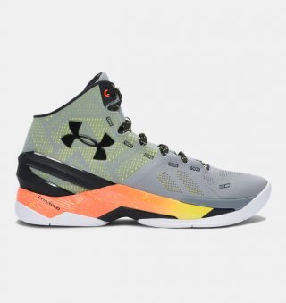 Men\'s Under Armour Curry Two Basketball Shoes online shop. This pair of Men\'s Under Armour Curry Two Basketball Shoes 1259007 035 are shapeable. Do you like the UA Basketball Shoes model.