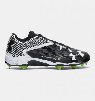 Size Chart size 5~13. Under Armour Deception Low Shoes are the ultimate in performance footwear as the Official Performance Footwear Supplier of MLB.