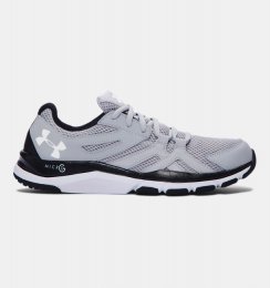 Under Armour Strive 6 Athletic Footwear