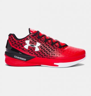 the Under Armour ClutchFit Drive 3 Low Fitness Shoes, the epitome of sleek performance and unrivaled comfort.