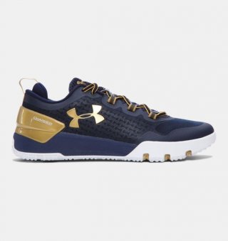 The UA Charged Pivot Mid Neutral, a shoe that draws inspiration from UA basketball sneakers and seamlessly transitions from the street to the gym.