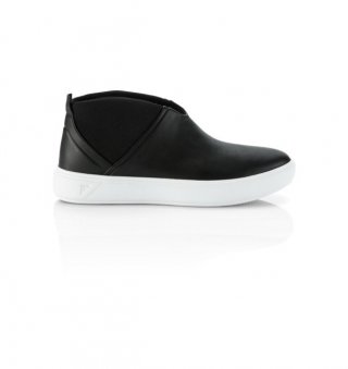 Where to Shop Affordable Under Armour Capeside Crew Mid? Shop this Season\'s Hottest Under Armour Capeside Crew Mid 1297602 001 in Maine. Massive stock, clear out for Under Armour Lifestyle Shoes.