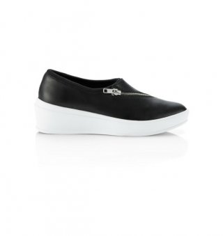 Shop Under Armour Elevated Wedge. This pair of Under Armour Elevated Wedge 1297605 001 are shapeable. Good market for Under Armour Lifestyle Shoes.