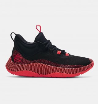 The UA Curry HOVR Splash basketball shoes are specially crafted to provide optimal performance and support on the court