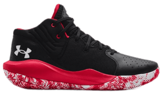 Combination of mesh & perforated leather provides lightweight comfort, durability & breathability​ and looks great on and off the court.