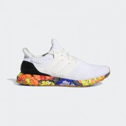 adidas Ultraboost DNA 5