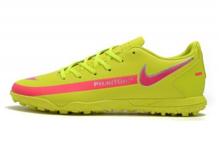 The Nike Phantom GT Club TF Football Boots are designed to elevate performance on artificial turf surfaces.