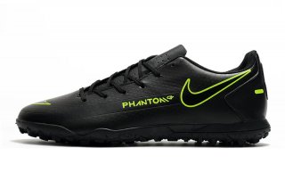 The Nike Phantom GT Club TF Football Boots are built for exceptional performance on artificial turf surfaces.