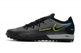 The Nike React Phantom GT Pro TF Shoes, designed to amplify your performance and bring out your Premium on the turf.