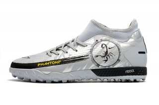 Nike Phantom GT Academy Dynamic Fit TF Shoes deliver optimal performance on turf surfaces, combining a comfortable fit.