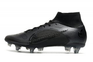 Experience lightning-fast speed on soft ground with the Nike Mercurial Superfly 8 Elite SG Soccer Cleats.