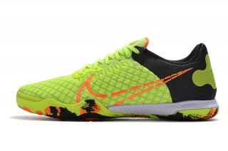 Ignite your indoor football skills with the Nike React Gato IC Shoes.
