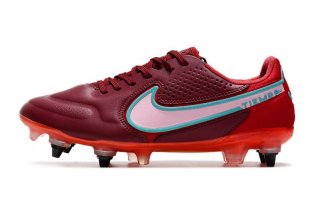 Experience the Ideal balance of elegance and performance with the Nike Tiempo Legend 9 Elite SG Soccer Cleats.