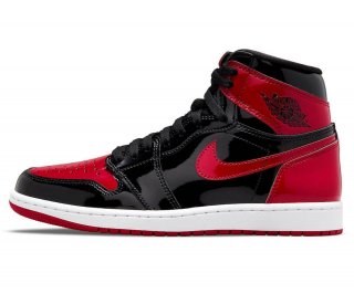 Air Jordan 1 Patent Bred with full patent leather. Finishing up the design of the shoe are white midsoles paired with contrasting red rubber outsoles.