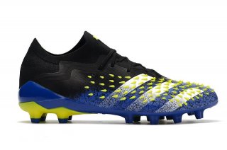 Boss the game on firm ground with confidence in the adidas Predator Freak.1 Low FG cleats.