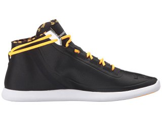 Under Armour StudioLux Mid LNR is nice. Under Armour StudioLux Mid LNR 3903722 is always popular with youngsters. Savings and discounts all around the Under Armour Shoes.