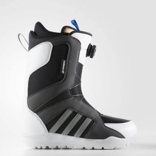 The adidas Tencza ADV Boots in black and white offer innovative technology, a personalized lacing system for personalized comfort, support during snowboarding.
