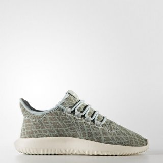 These green adidas Tubular Shadow shoes offer a comfortable and wearable take on the progressive Tubular series design, Ideal for 76ers and Celtics fans.