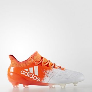 Experience unparalleled speed and control on the soccer field with adidas X 16.1 Leather FG Cleats - the choice of gamechangers.