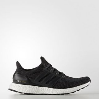 Optimal support for long runs with the adidas ULTRABOOST Men\'s Shoes, making them the ideal choice for the Premium running experience.