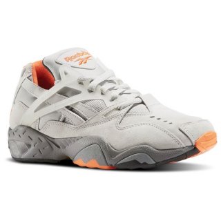 Save: 35% off. Reebok Graphlite Pro GID online shop. Pigskin nubuck leather upper provides soft stability.