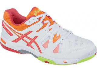 Save: 32% off, synthetic leather and mesh upper improve flexibility and breathability making this the Ideal choice for players looking or a shoe.