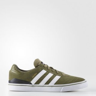 Durable and stylish, the adidas Busenitz Vulc ADV Shoes offer superior grip and comfort for all-terrain skateboarding, endorsed by pro skater Dennis Busenitz.