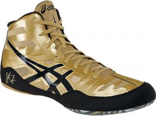 Based on the specifications of the World and Olympic Champion, Jordan Burroughs - the new JB Elite features a Split Sole design for flexibility and traction.